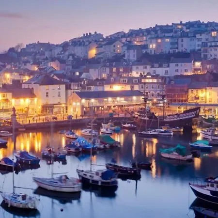 Plain Sailing 2 Min Walk To The Harbour Amazing Location Apartment Brixham Exterior photo